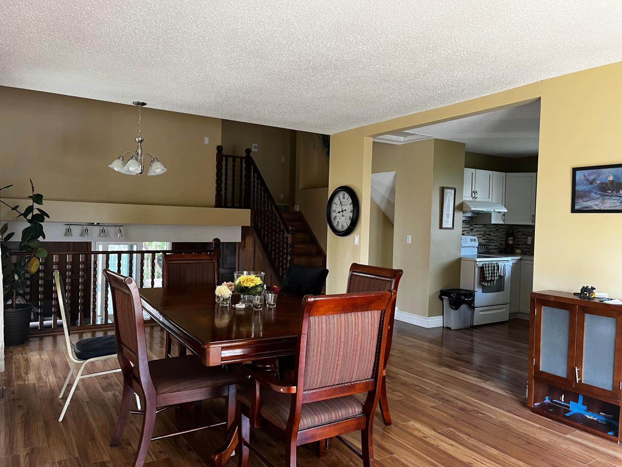 Beautiful Room Close Airport! YYC Екстериор снимка